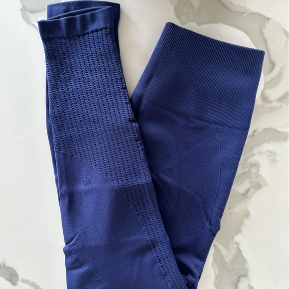 Lululemon legging - Picture 1 of 5